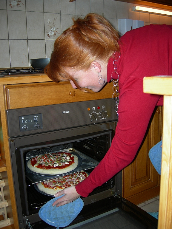 Pizaa 004.jpg